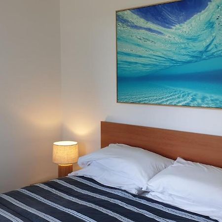 Wyuna Beachfront Holiday Apartments Gold Coast Eksteriør billede