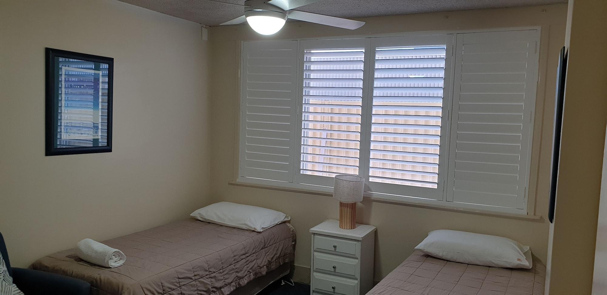 Wyuna Beachfront Holiday Apartments Gold Coast Eksteriør billede