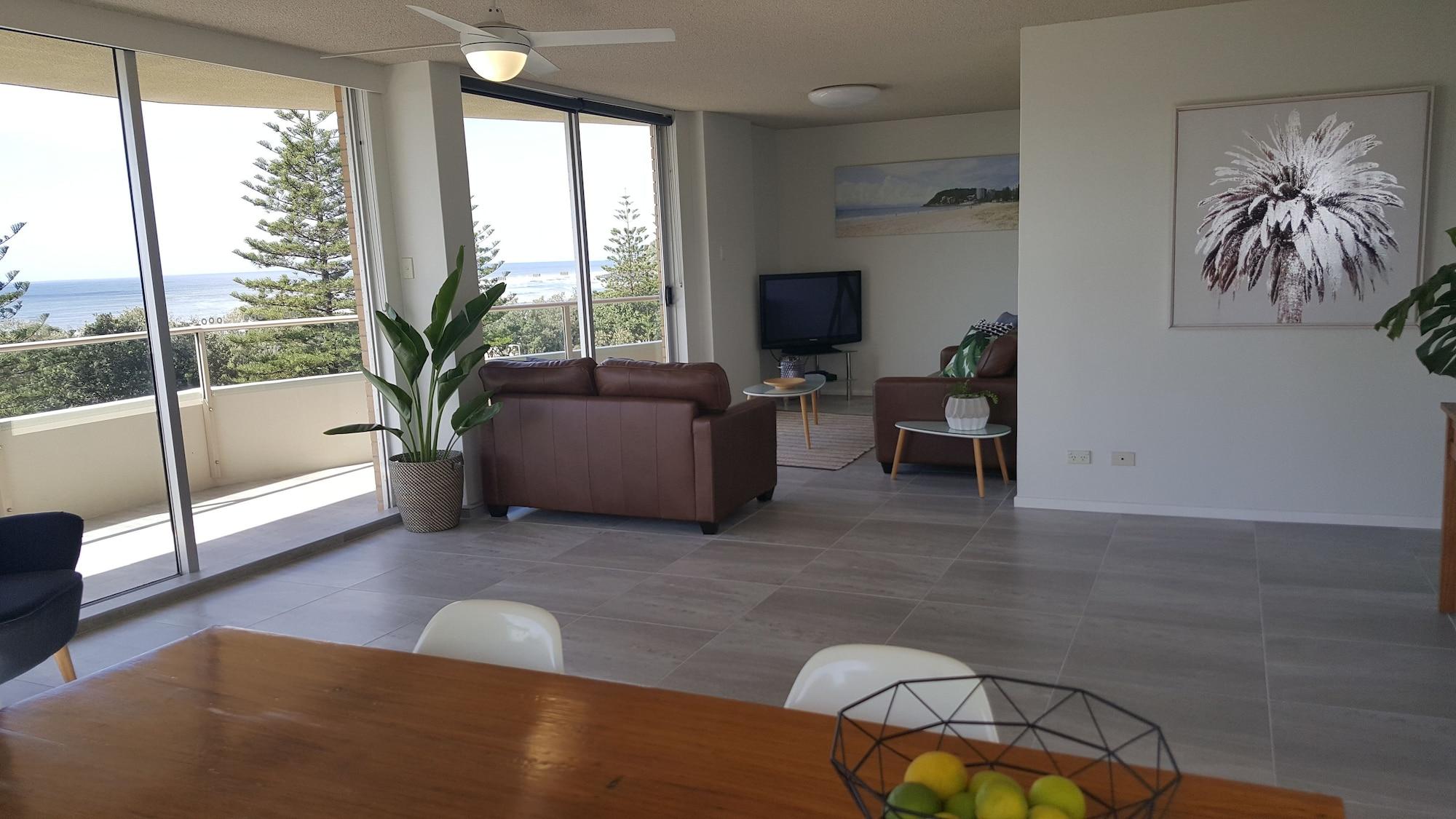 Wyuna Beachfront Holiday Apartments Gold Coast Eksteriør billede