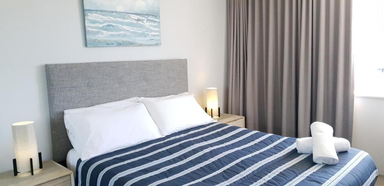 Wyuna Beachfront Holiday Apartments Gold Coast Eksteriør billede